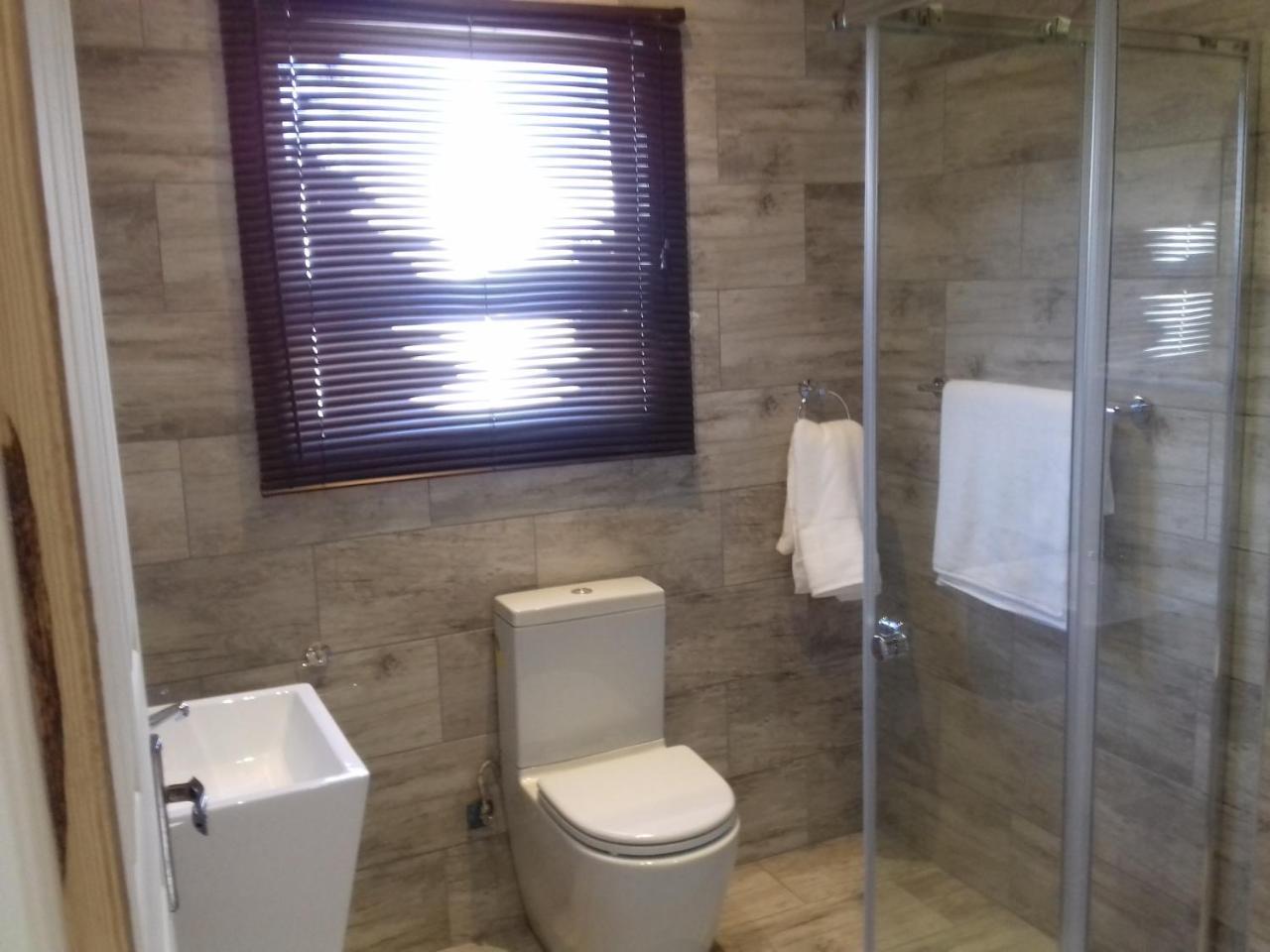 Mayberrypark Guest Lodge Alberton Esterno foto